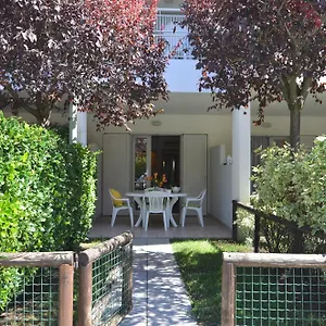 Apartment Residenza Le Acacie, Bibione